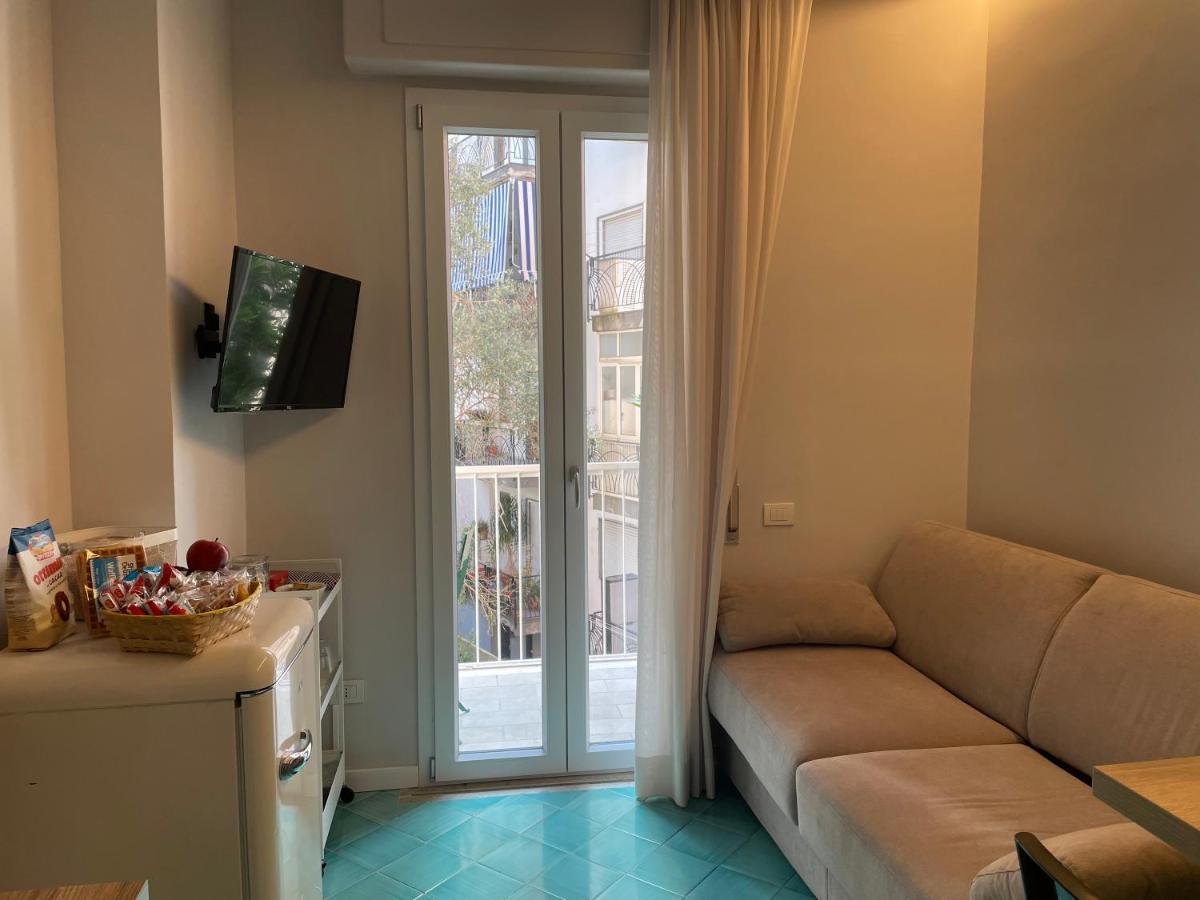 Giga Mare Apartments Sorrento Luaran gambar